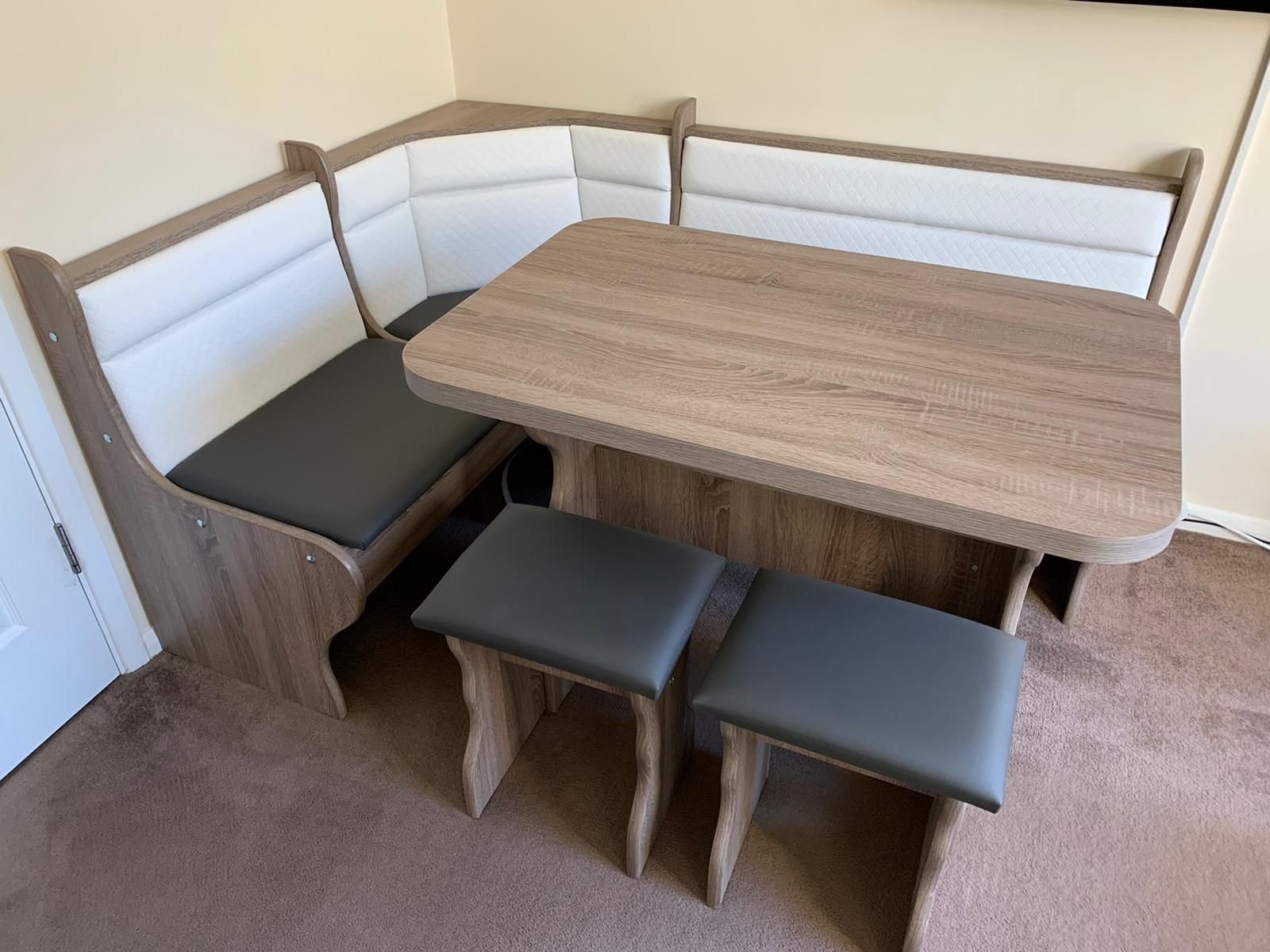 Kitchen dining table set - Image 8